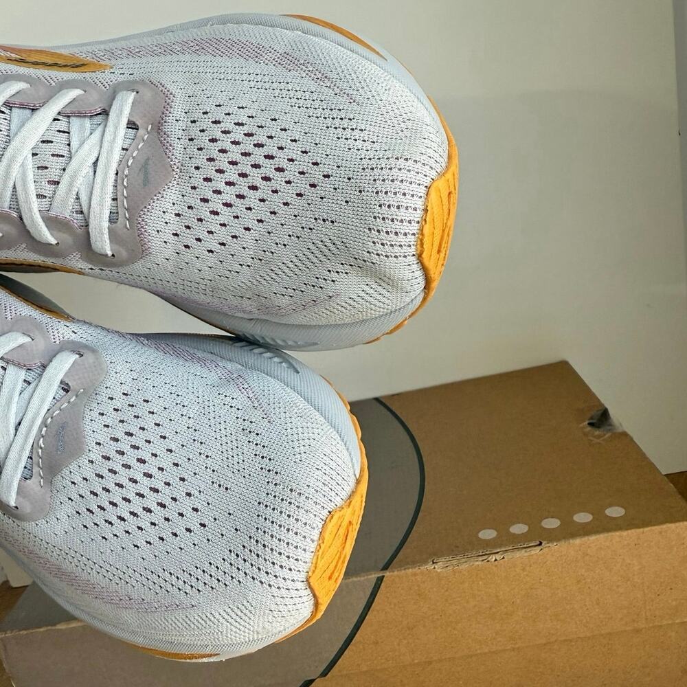 Brooks Ghost 17 Oyster/Apricot/Pink Women Running Sneakers- SZ 10.5 - Picture 7 of 12